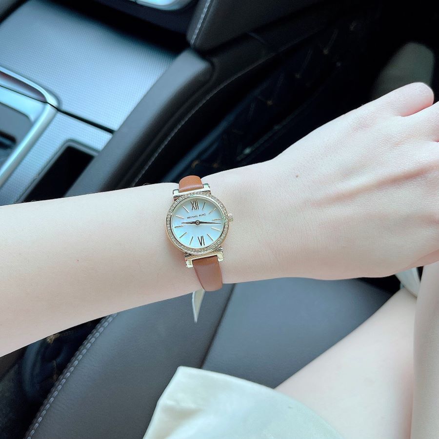 Đồng hồ dây da Michael Kors Jaycie Watch mới nhất